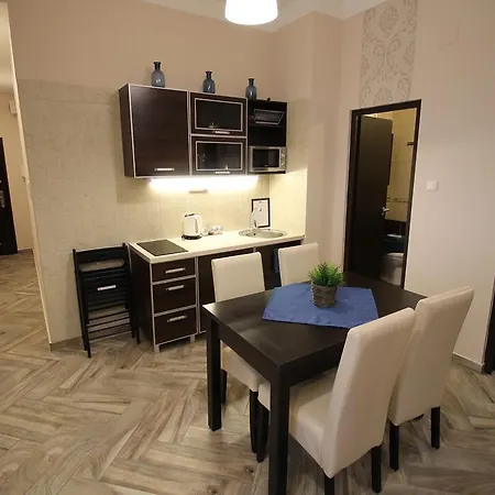 Fashion Street 17 Apartment *