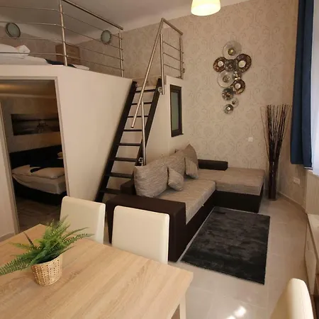 Fashion Street 17 Apartment *